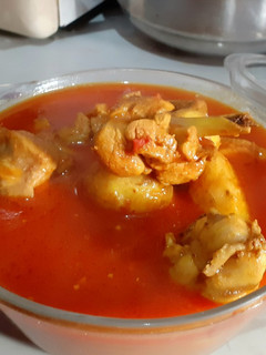 মুরগির মাংসের পাতলা ঝোল (murgir mangsher patla jhol recipe in Bengali) রেসিপির প্রধান ছবি