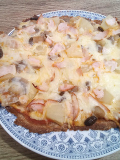 Una foto de Pizza rápida de avena y espelta (blw)