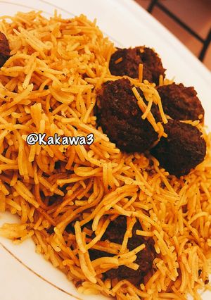 صورة لوصفة كفتة لحم مع أرز بالشعيرية