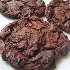 A picture of Chocolate Biscuits.