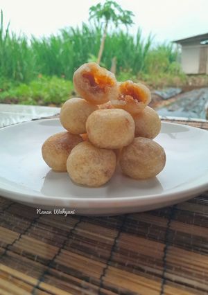 Foto resep Bola Singkong isi gula merah a.k.a Klenyem/ Misro