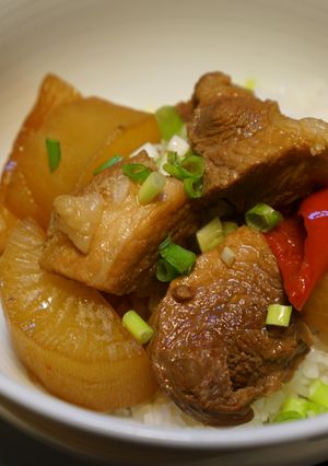 白蘿蔔紅燒肉 的食譜成品照片