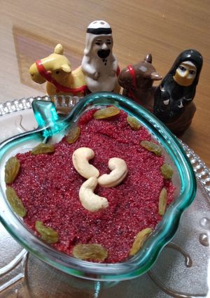 A picture of Suji beetroot halwa.
