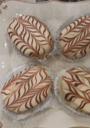 Une photo de Sablée au chocolat blanc avec un déco simple