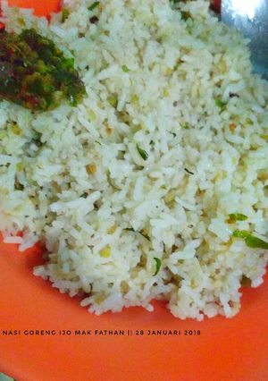 Foto resep Nasi Goreng Ijo Mak Fathan 😘