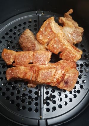 รูปของ หมูกรอบ กรุ๊บๆ กับหม้อทอดไร้น้ำมัน Air fryer