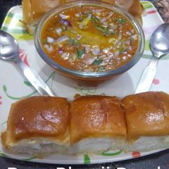 A picture of Pav Bhaji.