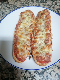 Una foto de Paninis caseros de frankfurt