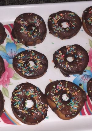 A picture of Chocolate donuts.