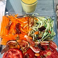 A picture of Salad.