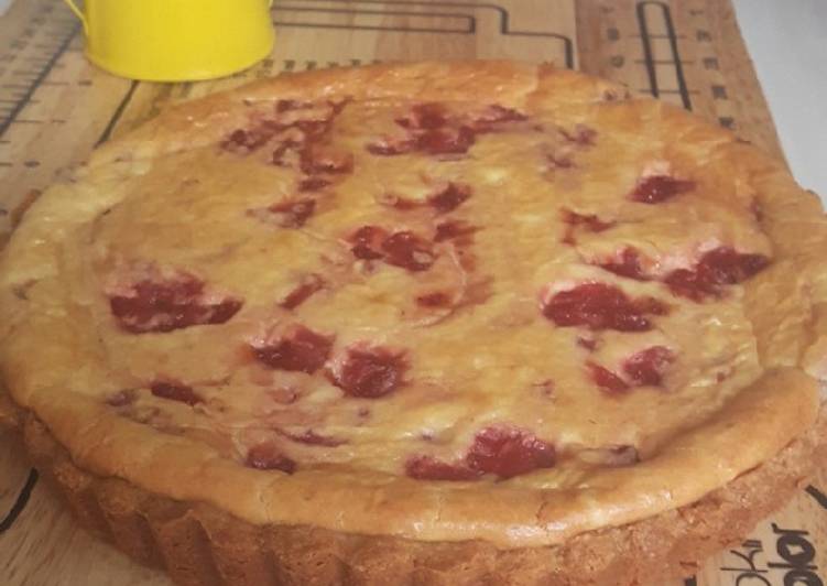 Resep Strawberry yogurt pie yang Enak