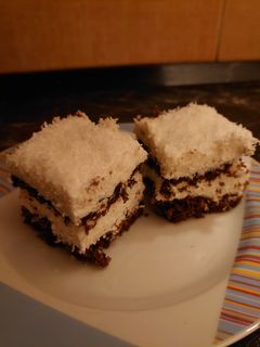 Kókuszos-grízes szelet recept fotója