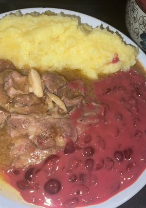 Natúr szelet meggy szósszal 🍽️ recept fotója