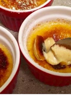 A picture of Creme brulee.