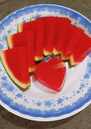 Hình của món Thạch rau câu dưa hấu ngọt mát.