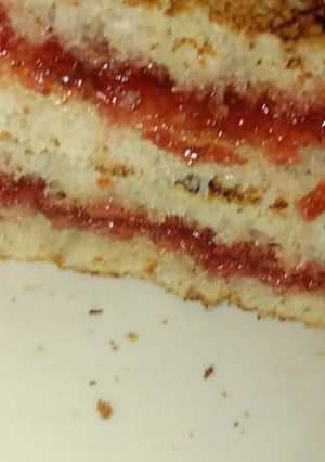 A picture of Bread jam Sandwich.
