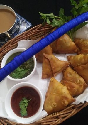 A picture of Homemade Samosa.