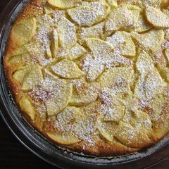 A picture of Apple Clafoutis.