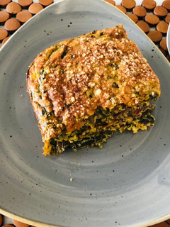 Una foto de Budín de hojas de betarragas y queso