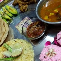 A picture of Bengali Thali.