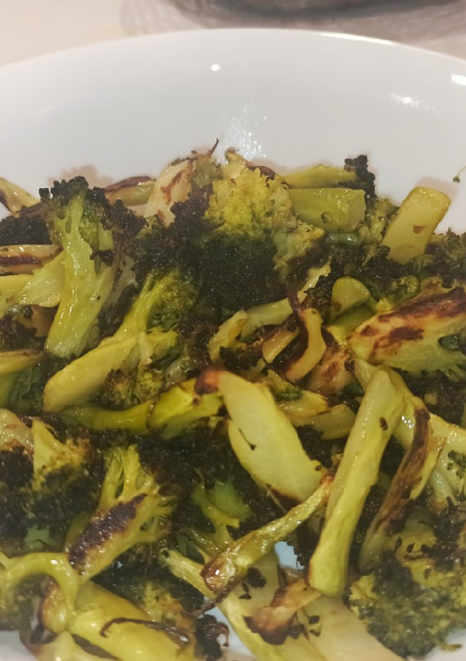 Una foto de Brócoli al horno