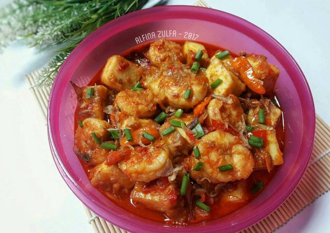 Balado Udang Putih Telur