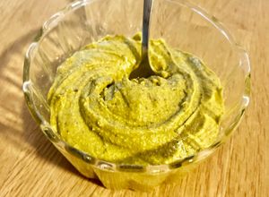 Una foto de Crema de pistacho y chocolate blanco