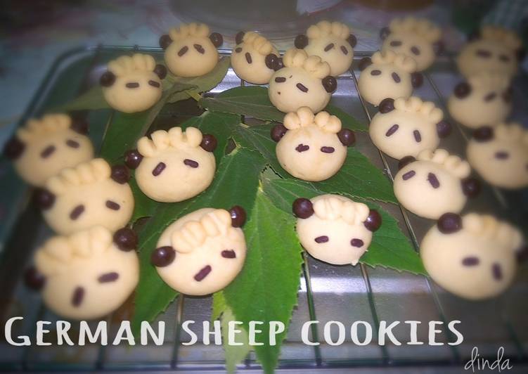 German sheep cookies