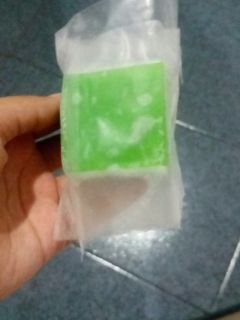 Foto resep Resep es kue pandan hijau mudah
