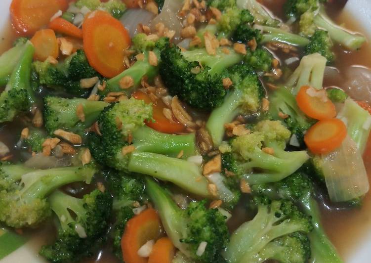 Cara Gampang Membuat Brokoli Saus Tiram Anti Gagal