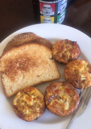A picture of Spanish Omelette Muffin.