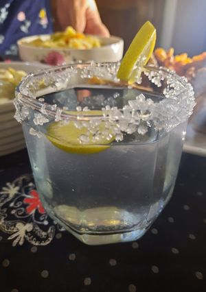 A picture of Lemonade.