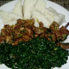 A picture of Ugali & stew.
