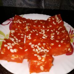 A picture of Karachi halwa.