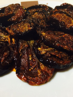 Una foto de Tomates secos fritos