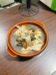 ❤️暖暖的剝皮辣椒雞湯❤️快速平底鍋版 的食譜成品照片