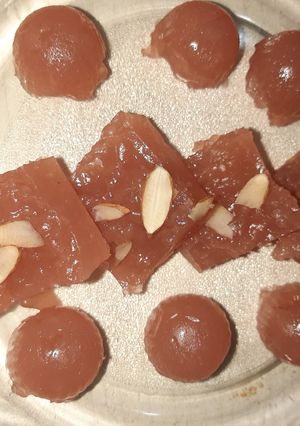 બોમ્બે ચોકલેટ  હલવો (Bombay Chocolate Halwa Recipe In Gujarati) રેસીપી મુખ્ય ફોટો