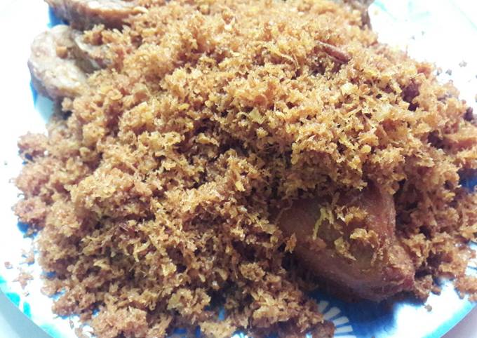 Ayam goreng serundeng