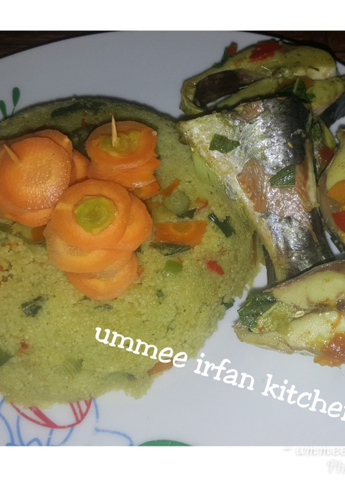 A picture of Cuscus and fish.