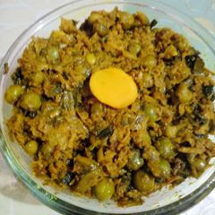 A picture of Turmeric Curry.