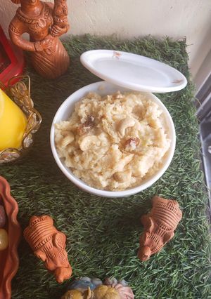 সুজির হালুয়া (soojir halwa recipe in Bengali) রেসিপির প্রধান ছবি