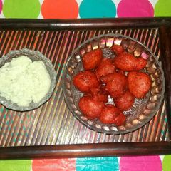 A picture of Beetroot Punugulu.