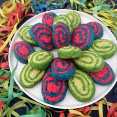 A picture of Girelle di Frolla Colorate.