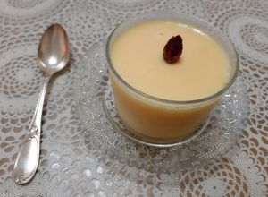 Une photo de Crème vanille miel a l'agar agar