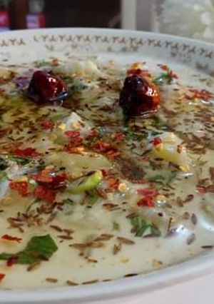 A picture of Lauki ka raita.