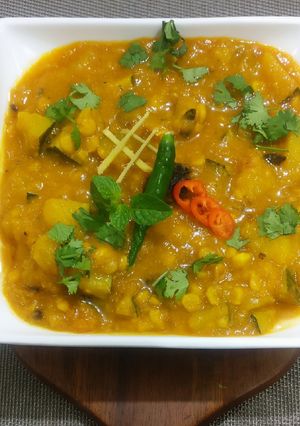 A picture of Chana dal with pumpkin.