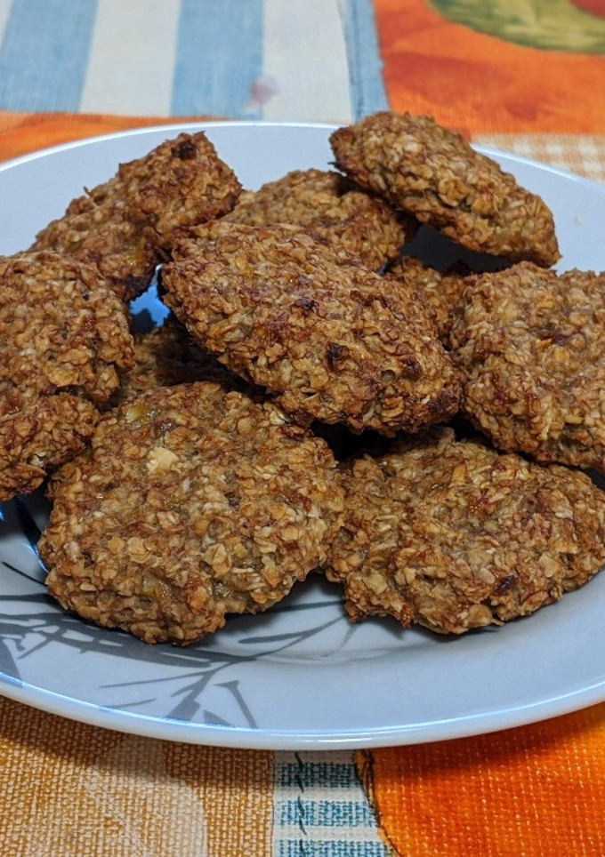 Una foto de Galletas de avena y plátano