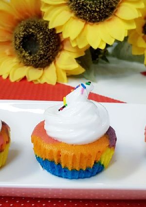 A picture of Rainbow cupcakes #fiveingredients.