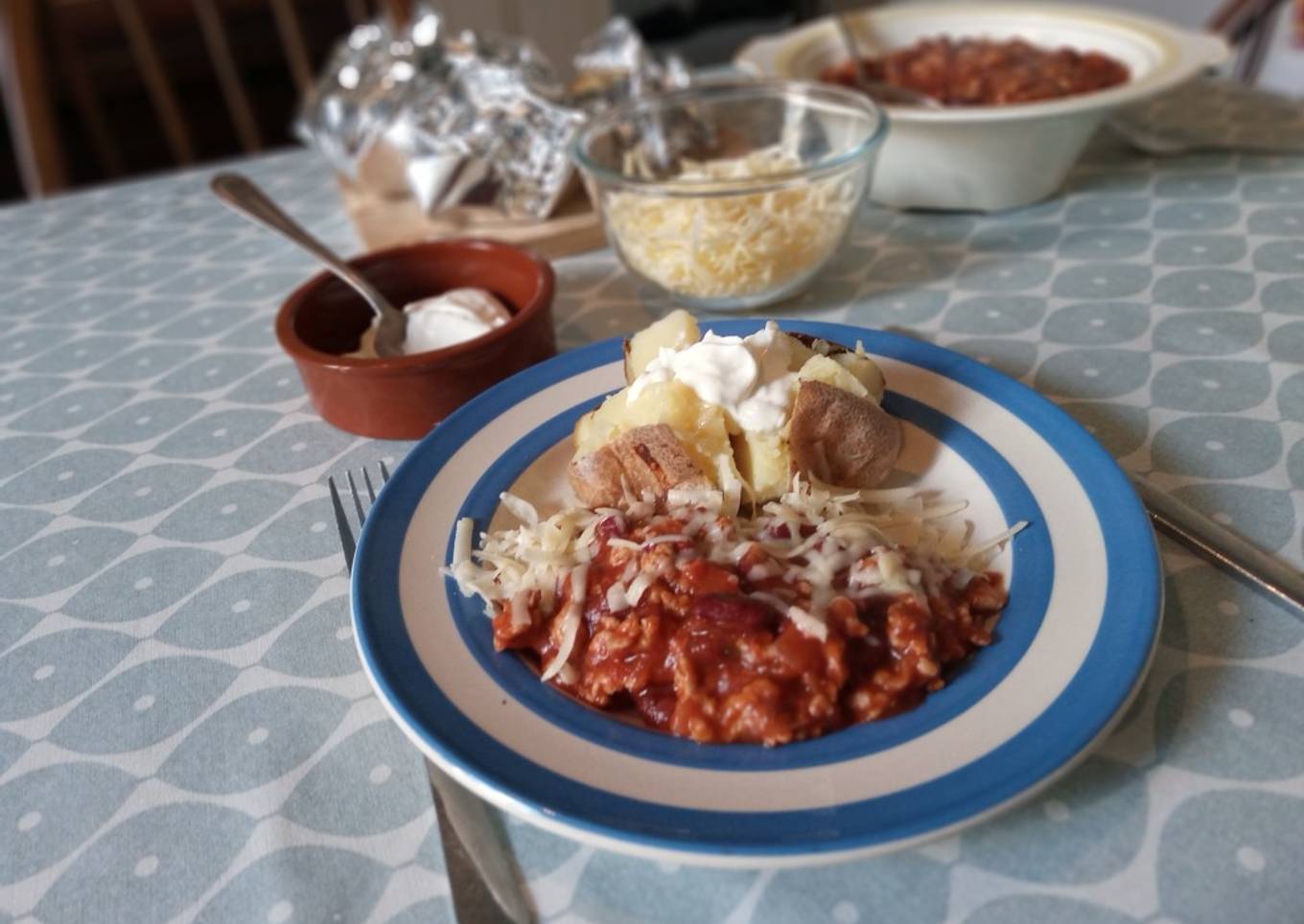 Baked Potatoes with Chilli
