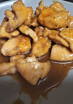 Una foto de Pollo teriyaki miel